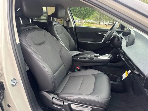 Used 2024 Kia EV6 Light AWD/4WD image 36
