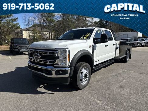 New 2025 Ford F450 XL image 1