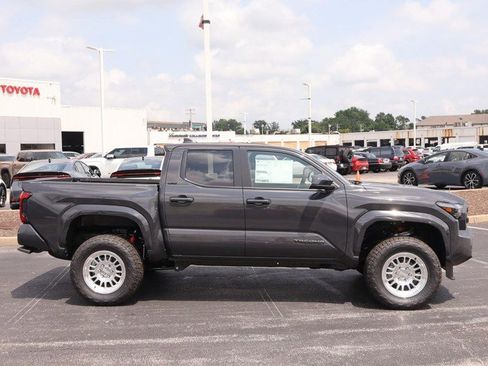 New 2025 Toyota Tacoma SR5 image 6