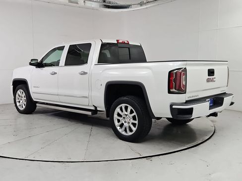 Used 2016 GMC Sierra 1500 Denali w/ Enhanced Driver Alert Package AWD/4WD image 4