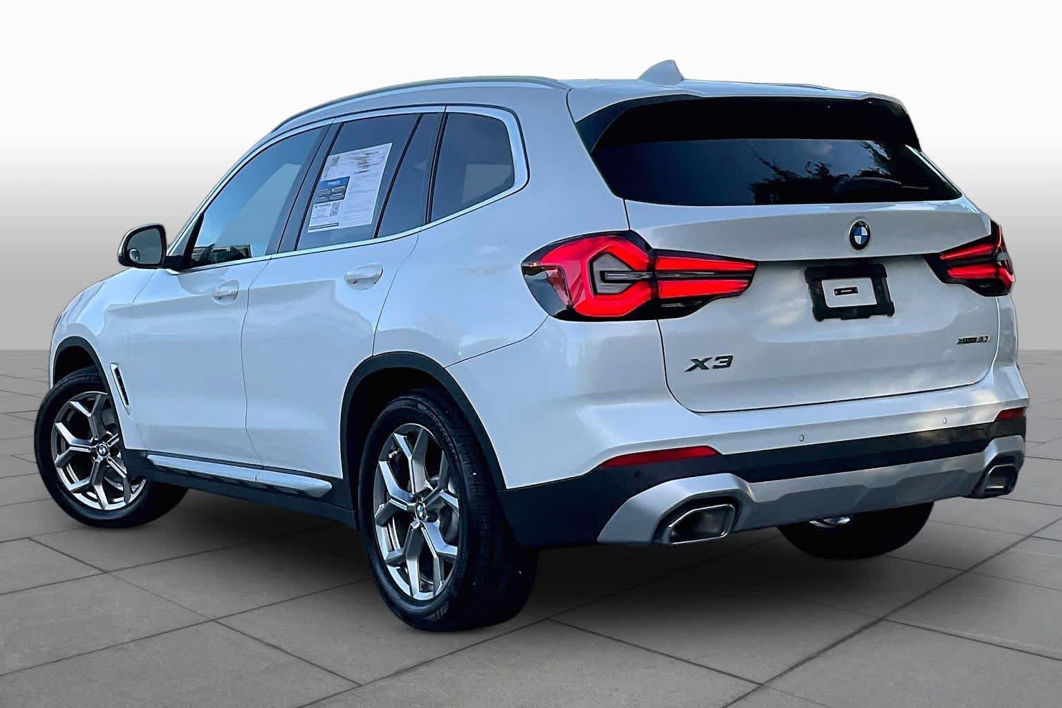 Used 2024 BMW X3 xDrive30i w/ Premium Package w/ZPA AWD/4WD image 11