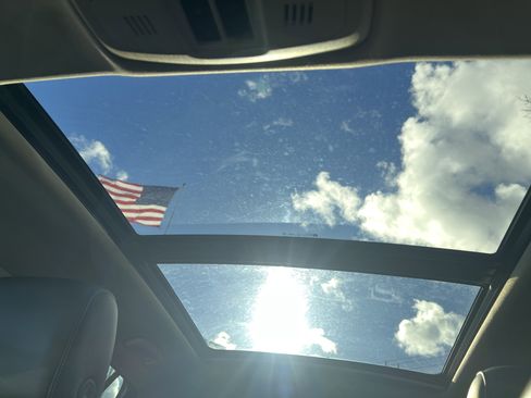 Used 2017 Buick Envision Premium image 28