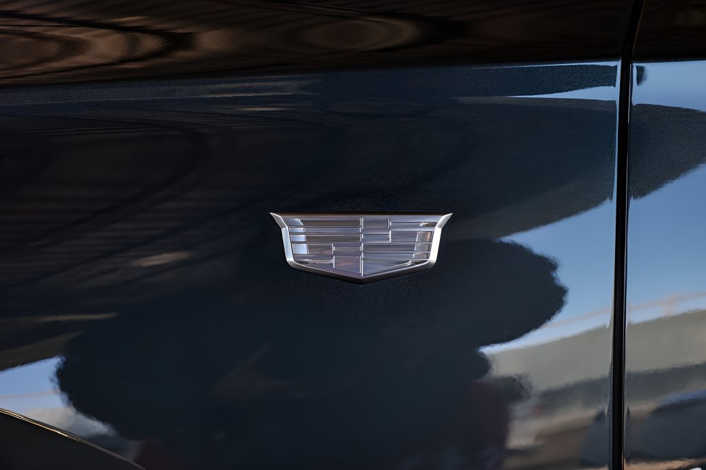 Used 2022 Cadillac XT6 Sport AWD/4WD image 11