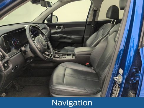Used 2022 Kia Sorento S w/ Panoramic Sunroof Package FWD image 4