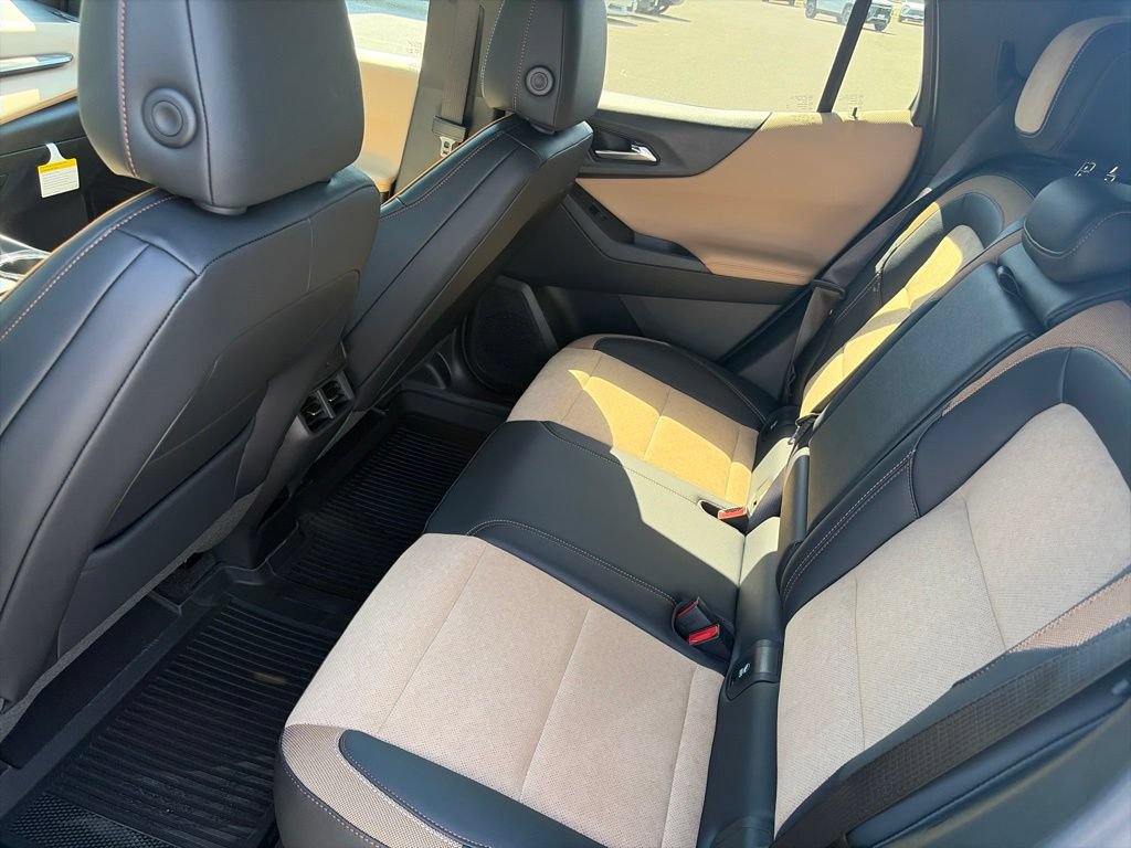 New 2027 Chevrolet Equinox ACTIV w/ Safety and Technology Package AWD/4WD image 11