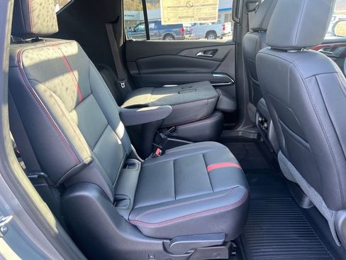New 2026 Chevrolet Traverse RS w/ LPO, Floor Liner Package image 26