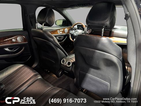 Used 2018 Mercedes-Benz E 300 image 26