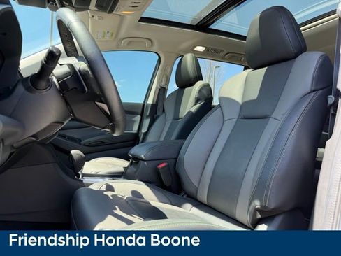 Used 2024 Subaru Ascent Onyx Edition image 17