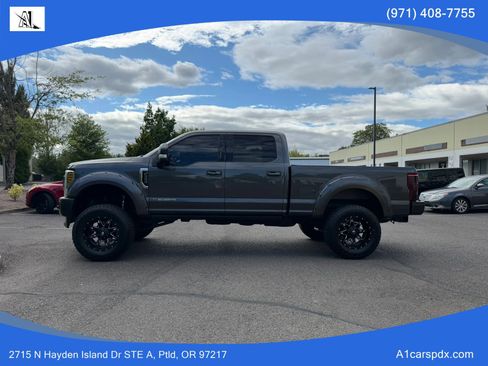 Used 2018 Ford F350 Lariat w/ Lariat Ultimate Package AWD/4WD image 5