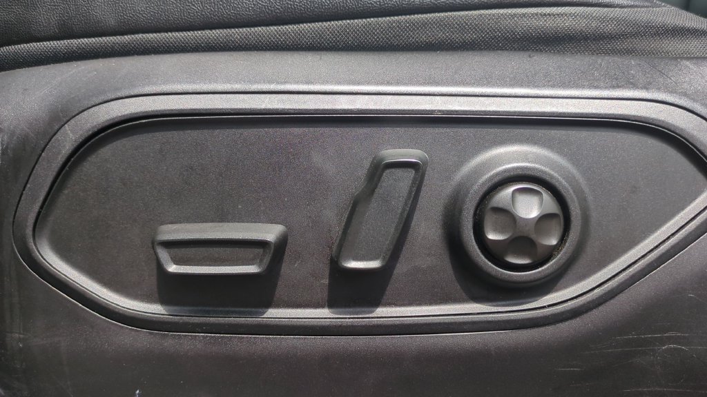 Used 2024 Jeep Grand Cherokee Limited 4xe AWD/4WD image 16
