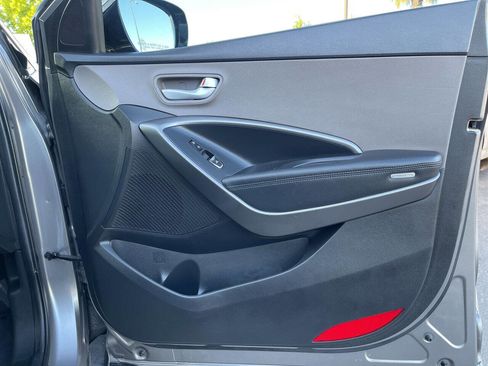 Used 2017 Hyundai Santa Fe Sport image 14