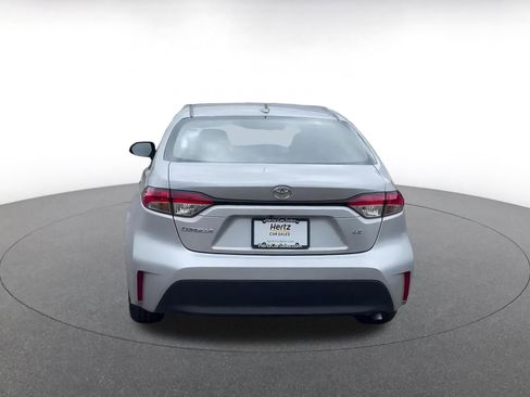 Used 2025 Toyota Corolla LE image 11