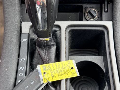 Used 2018 Ford Taurus SEL w/ Equipment Group 201A image 19