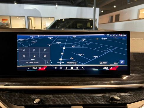 Used 2024 BMW X7 xDrive40i w/ M Sport Package image 18