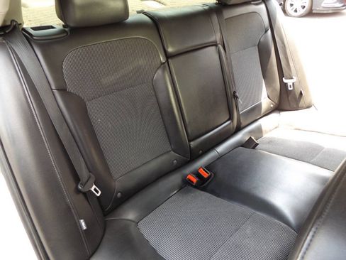 Used 2015 Chevrolet Malibu LT FWD image 20