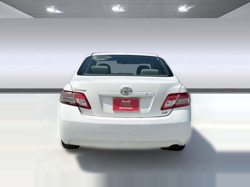 Used 2011 Toyota Camry LE FWD image 10
