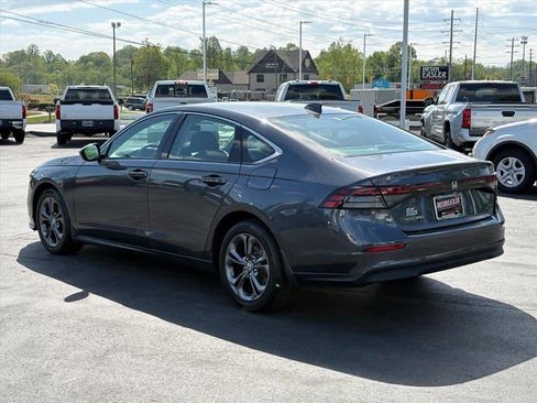 Used 2023 Honda Accord EX image 28