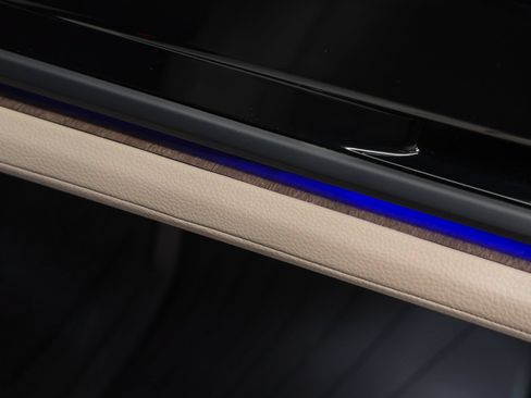 Certified 2025 Porsche Panamera 4 AWD/4WD image 27