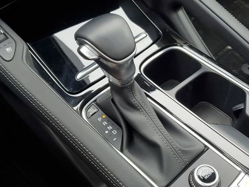 Used 2024 Kia Telluride EX w/ EX Captain's Chair Package image 31