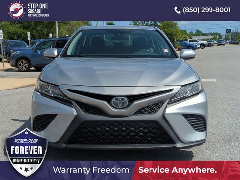 Used 2019 Toyota Camry SE FWD image 10