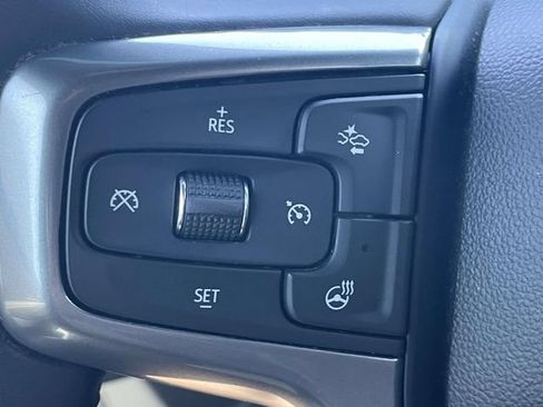 Used 2023 Chevrolet Tahoe Z71 w/ Luxury Package AWD/4WD image 25