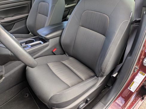 Used 2024 Nissan Altima 2.5 SV image 15