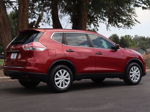Used 2016 Nissan Rogue S AWD/4WD image 5