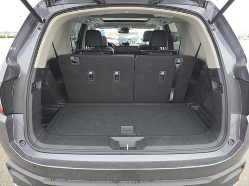 Used 2025 Honda Pilot Elite image 19