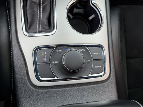 Used 2017 Jeep Grand Cherokee SRT AWD/4WD image 28