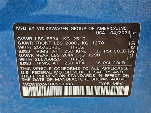 Used 2024 Volkswagen Atlas Cross Sport SE FWD image 29