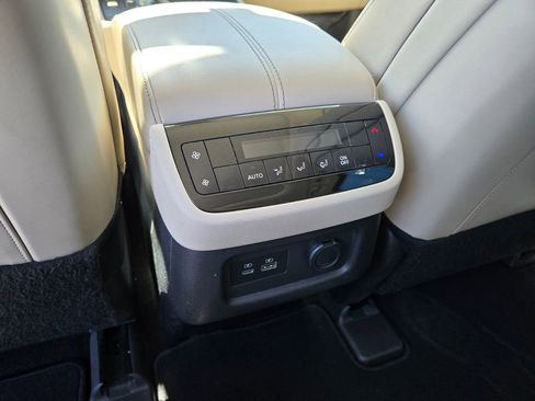 Used 2022 INFINITI QX60 Pure image 17