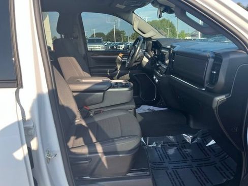 Used 2024 GMC Sierra 1500 Elevation w/ LPO, Elevation Black Package AWD/4WD image 40