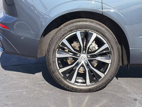 Certified 2023 Volvo XC60 B5 Plus w/ Climate Package image 9