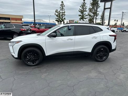 Certified 2025 Chevrolet Trax ACTIV w/ Driver Confidence Package FWD image 5