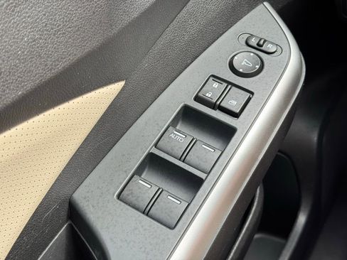 Used 2015 Honda CR-V Touring image 25