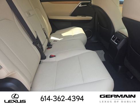 Certified 2022 Lexus RX 350L Premium w/ Premium Package AWD/4WD image 31