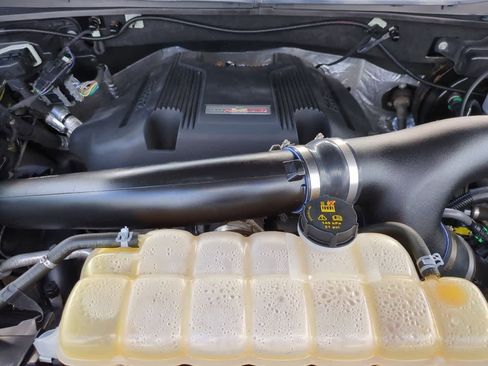 Used 2018 Ford F150 Raptor w/ Equipment Group 802A Luxury image 14