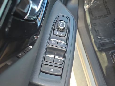 Certified 2025 Subaru Forester Limited image 13