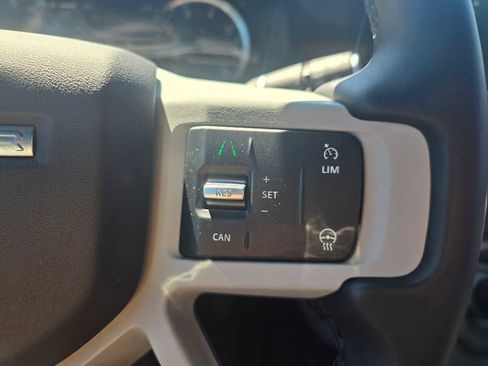 Used 2023 Land Rover Defender 130 SE AWD/4WD image 30