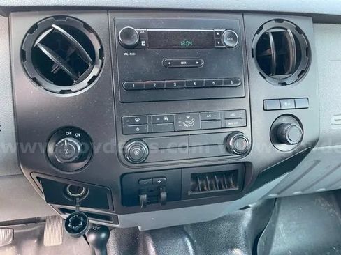Used 2016 Ford F250 XL w/ Power Equipment Group AWD/4WD image 15