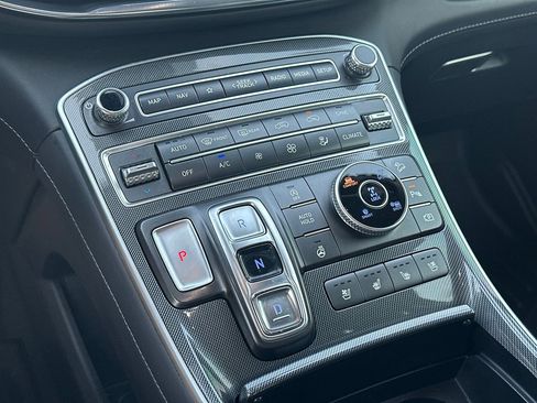 Used 2021 Hyundai Santa Fe Limited w/ Cargo Package image 31