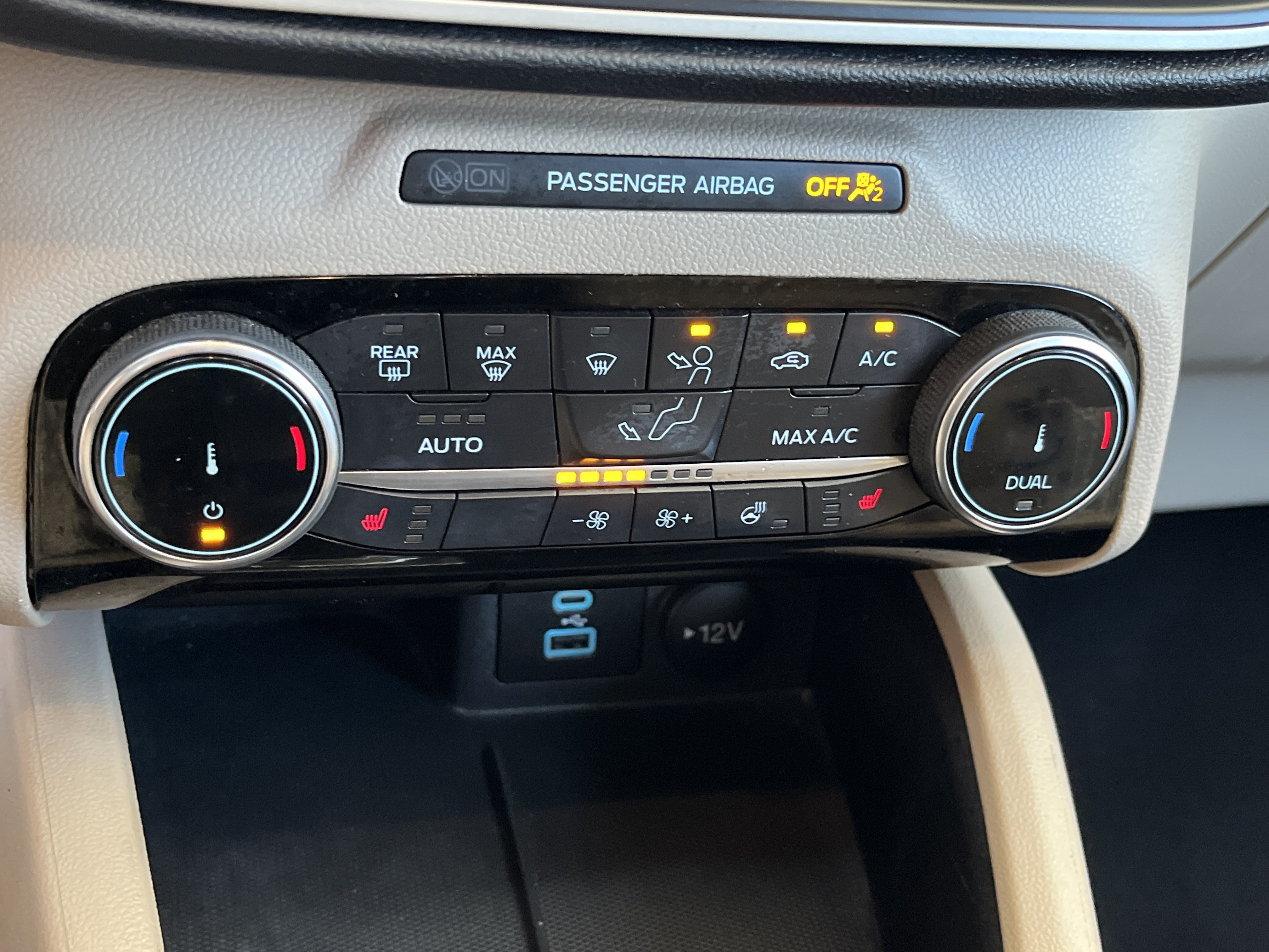 Used 2022 Ford Escape SEL AWD/4WD image 20