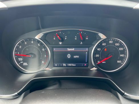 Used 2025 Chevrolet Blazer LT AWD/4WD image 32