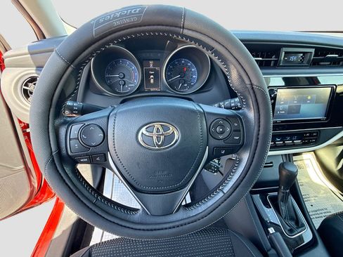 Used 2017 Toyota Corolla iM image 35