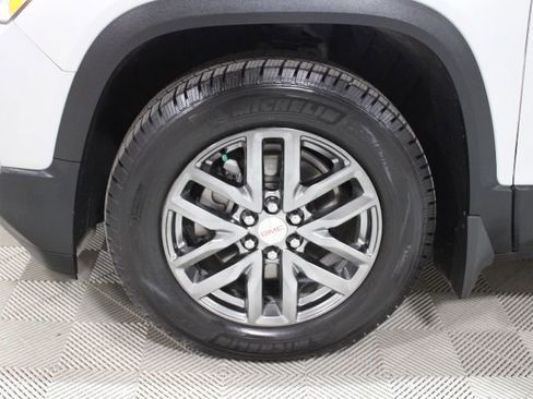 Used 2017 GMC Acadia SLT image 43