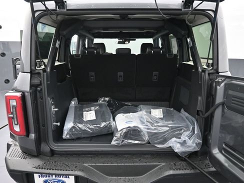 New 2025 Ford Bronco Badlands w/ Sasquatch Package image 17