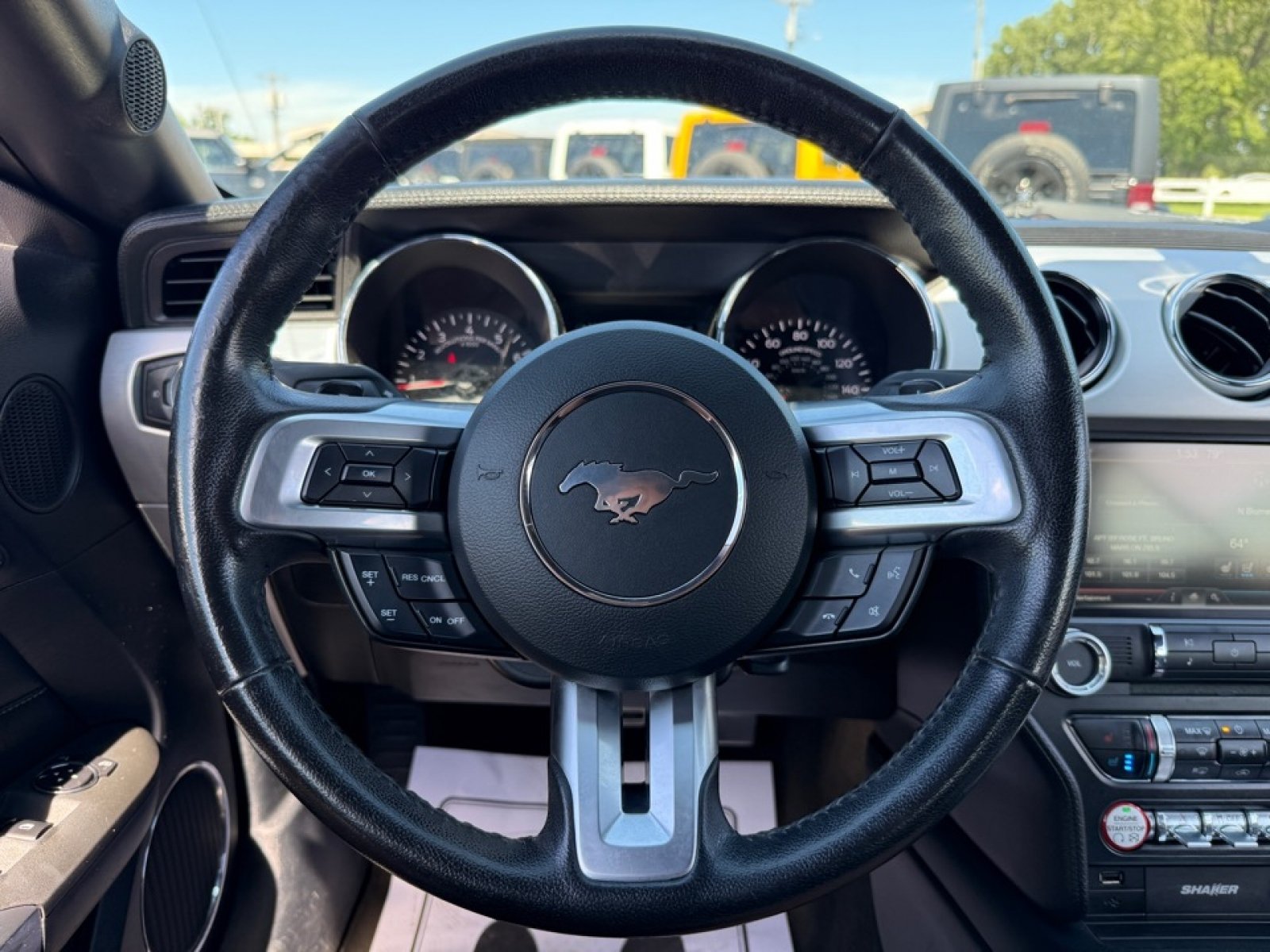 Used 2015 Ford Mustang Premium RWD image 18