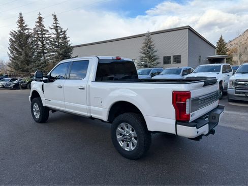 Used 2018 Ford F350 Platinum w/ Platinum Ultimate Package image 16