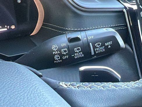 New 2025 Jeep Grand Cherokee L Laredo image 31