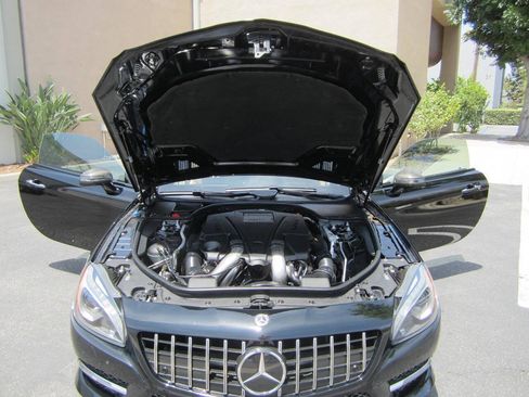Used 2013 Mercedes-Benz SL 550 image 14